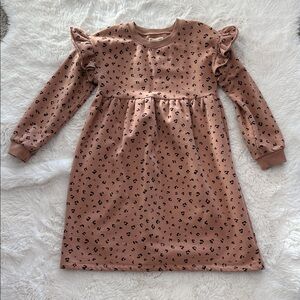 Tucker+Tate Kids’ Print Ruffle Shoulder Long Sleeve Fleece Dress Size 8 Leopard